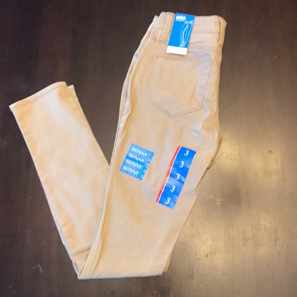 No Boundaries Denim - NWT No Boundries tan jeans